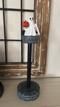 Napkin holder
