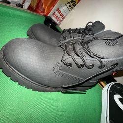 Timberland Helcor boots size 3