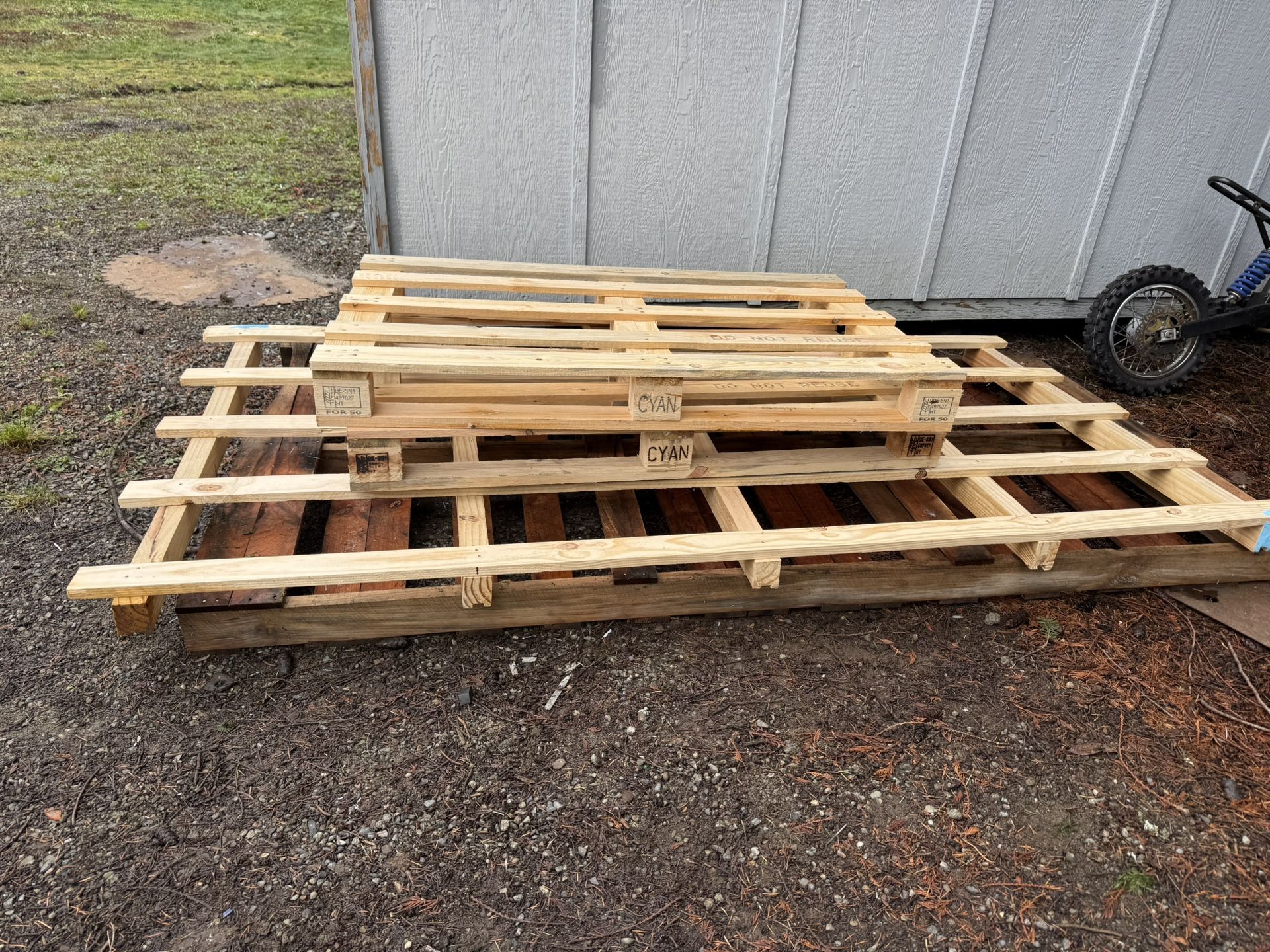 Free Pallets