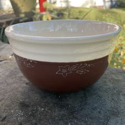 Vintage 1940's Oxford Stoneware Mixing Bowl, Snowflower Pottery Brown & Cream