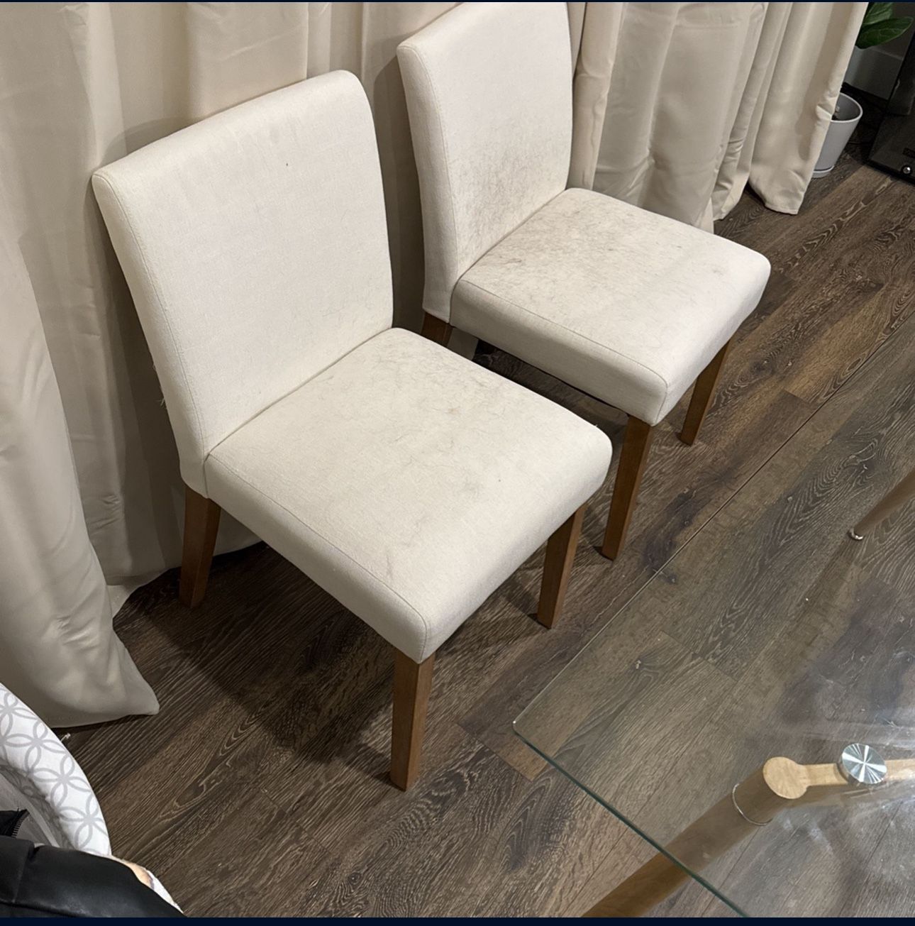 FREE - Dining room chairs
