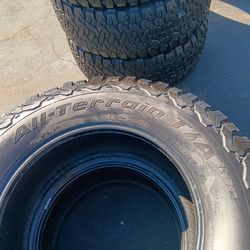 2 Llantas Lt 37 X 12.50 R20 Bfgoodrich All Terrain Ko2 