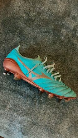 Mizuno Neo Soccer Cleats 9.5