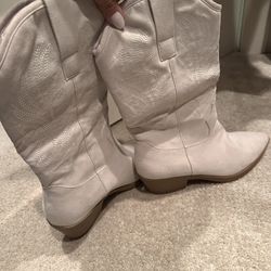 Brand New White Cowgirl Boots
