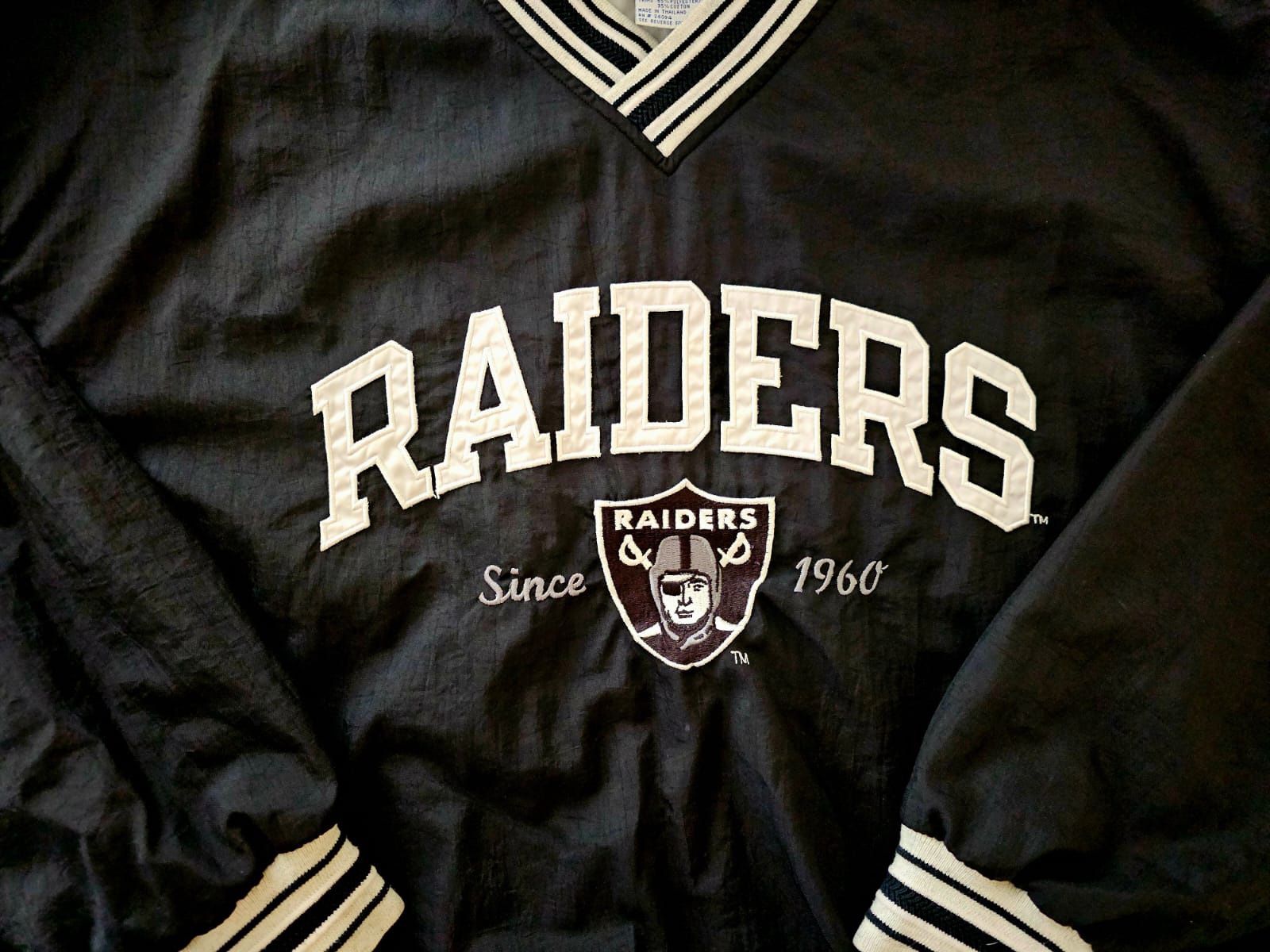Vintage 90s XL Raiders Champion V Neck Windbreaker Pullover