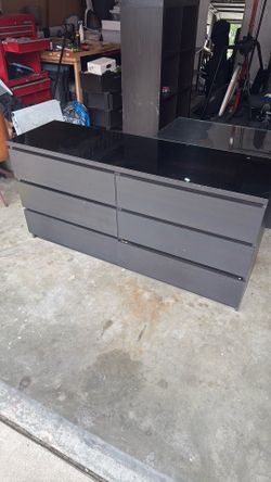 IKEA malm dresser 6 and 3 black/espresso with glass tops
