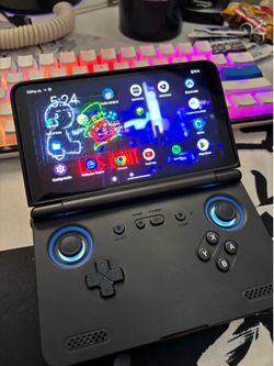 Retroid poket flip 2  Includes Micro SD 256 gb
