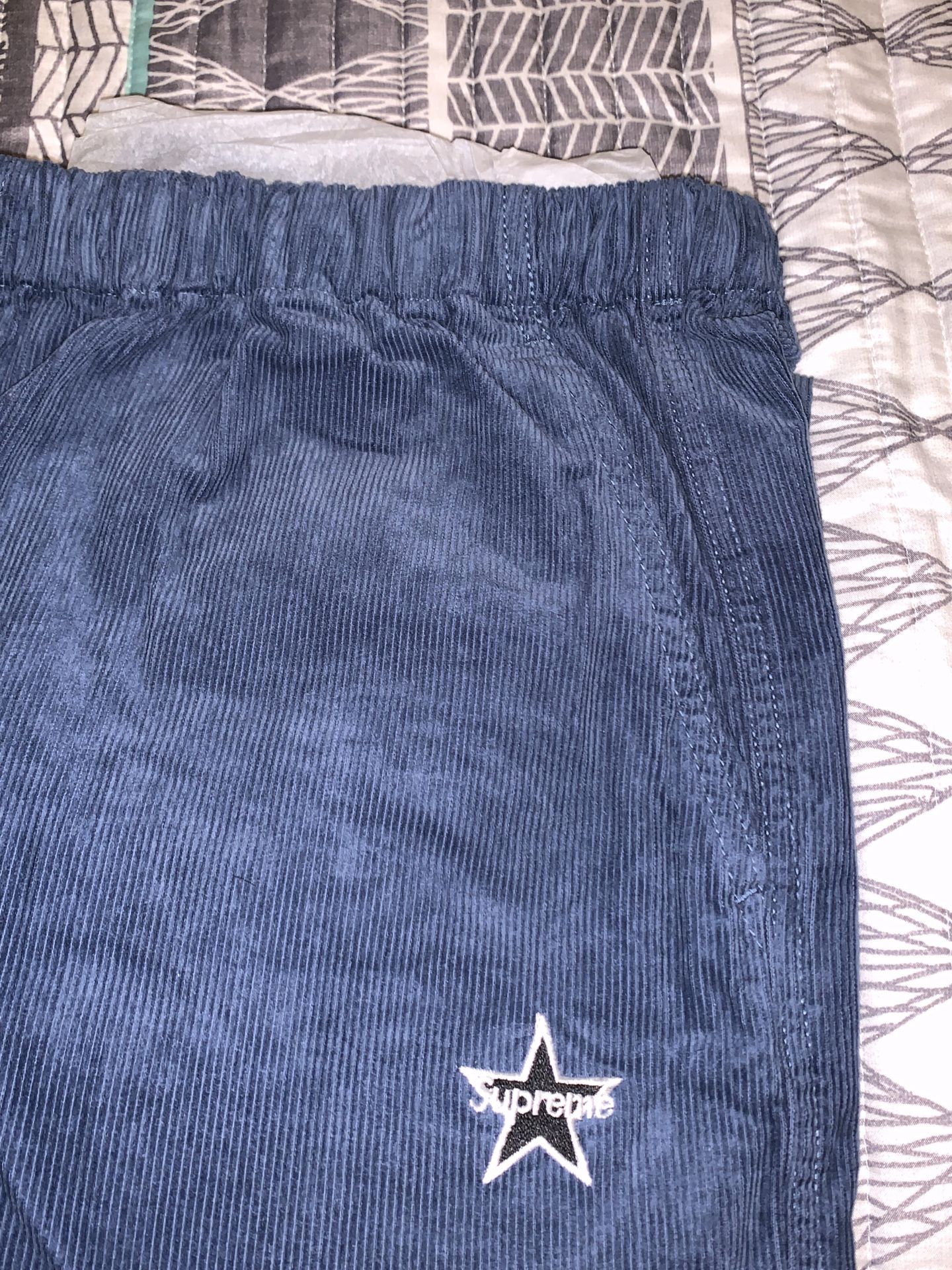 Supreme Corduroy Skate Pants (Slate) XL for Sale in Los Angeles