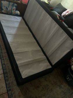 Cali King box Springs