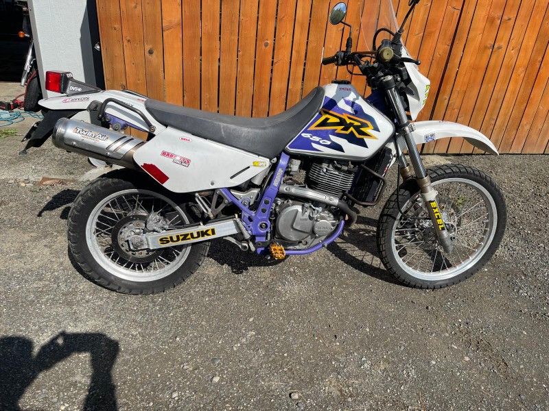 Suzuki Enduro 650 Dirt Bike 1998