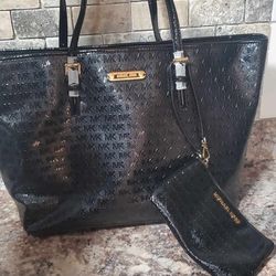 New With Tag Michael Kors Set