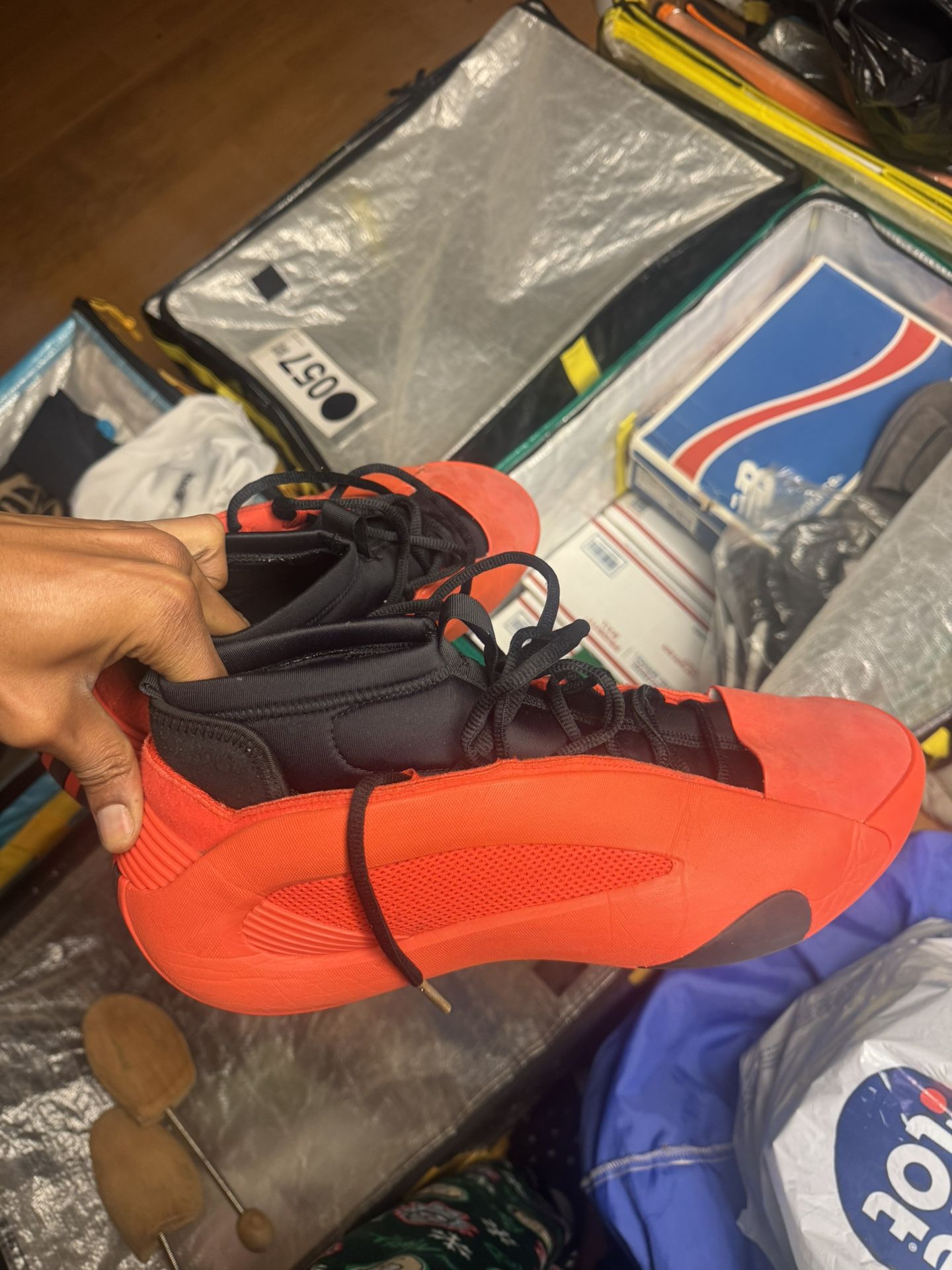 ADIDAS HARDEN VOL. 8 LUXURY RED