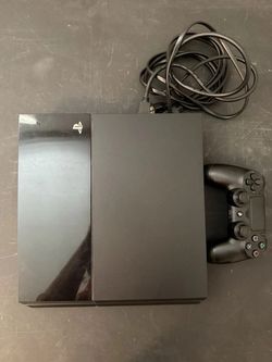 Sony PlayStation 4 Console with Controller
