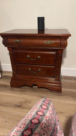 Cherry Wood Nightstand with 3 Drawers
