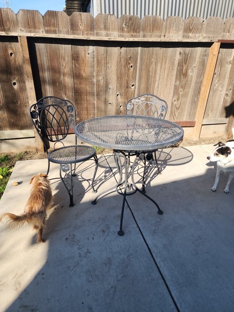Bistro Set ,patio Table Set for Sale in Turlock, CA - OfferUp