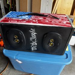Homemade dewalt powered speaker and stereo