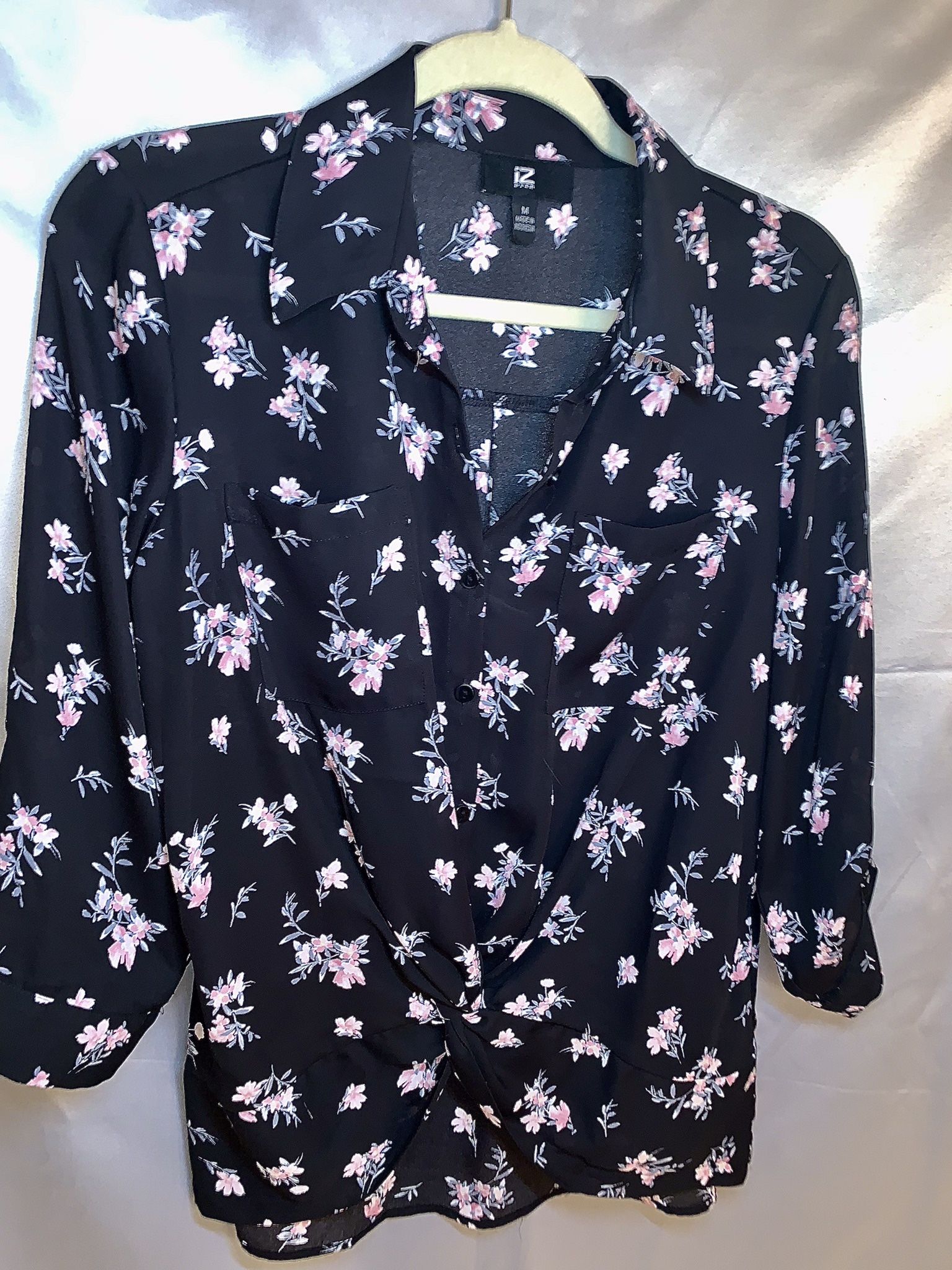 HUGE *designer* women’s garage sale!