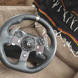 Logitech G 290 steering wheel, pedals and shifter Xbox 1 Xbox s/Xbox and PC compatible