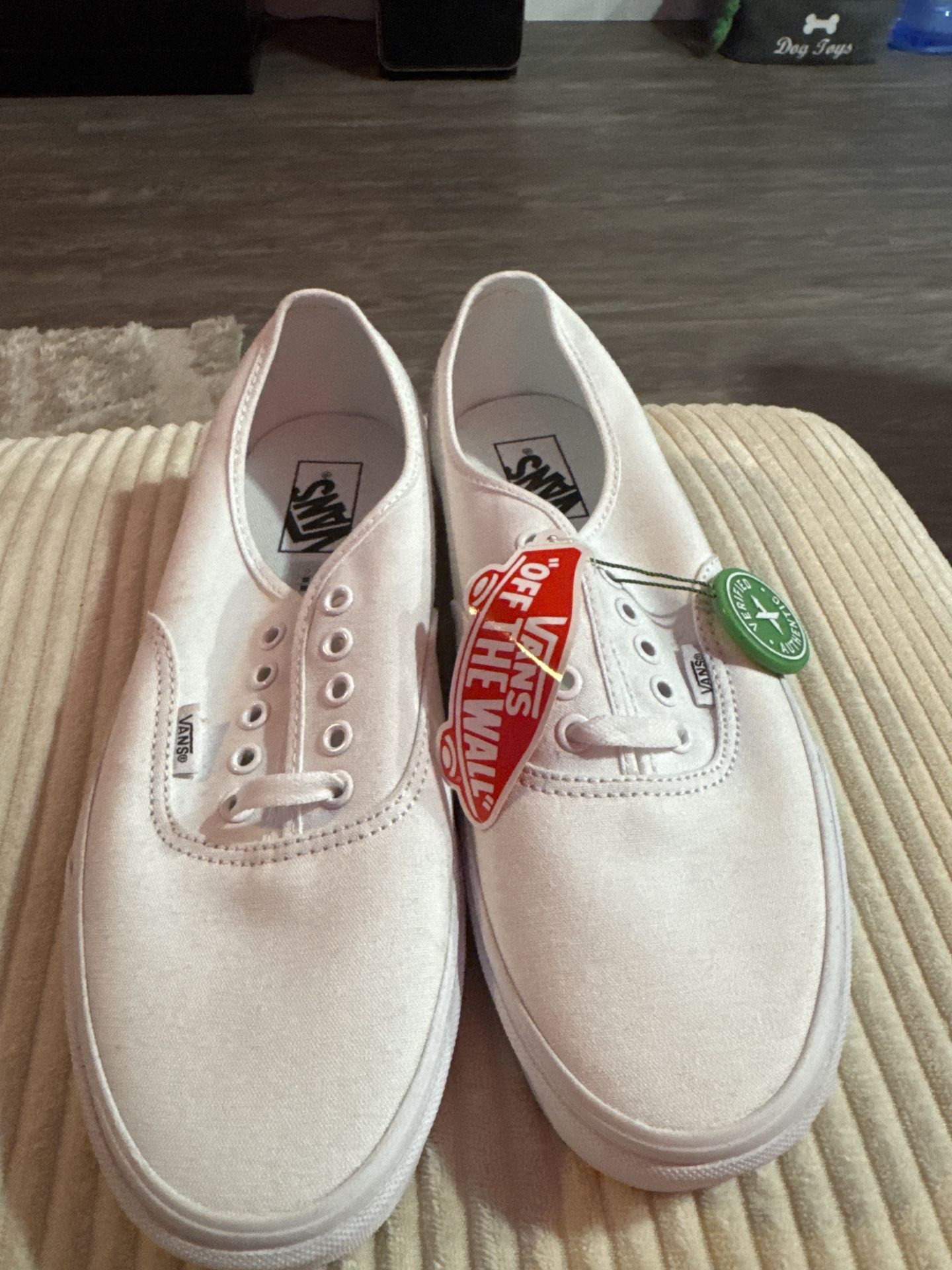 Vans Authentic “True White” Men’s 10.5 – Brand New with Tags – Classic Canvas Low