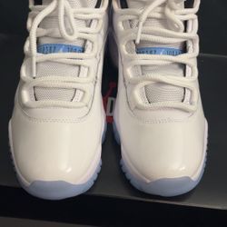 Jordan 11 Legend Blue 