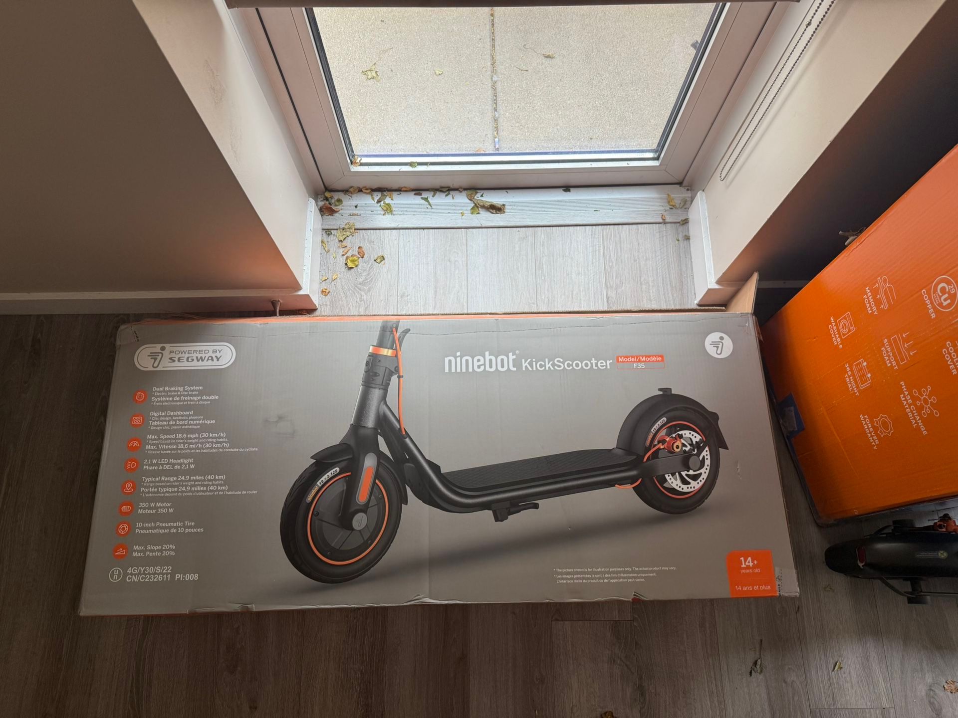 Segway Ninebot F35 Scooter
