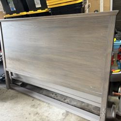 Free Kingsize Bedframe & Boxspring