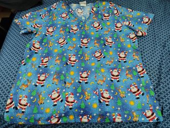 Women’s Medium vintage Just Cotton by Univogue Holiday scrub top