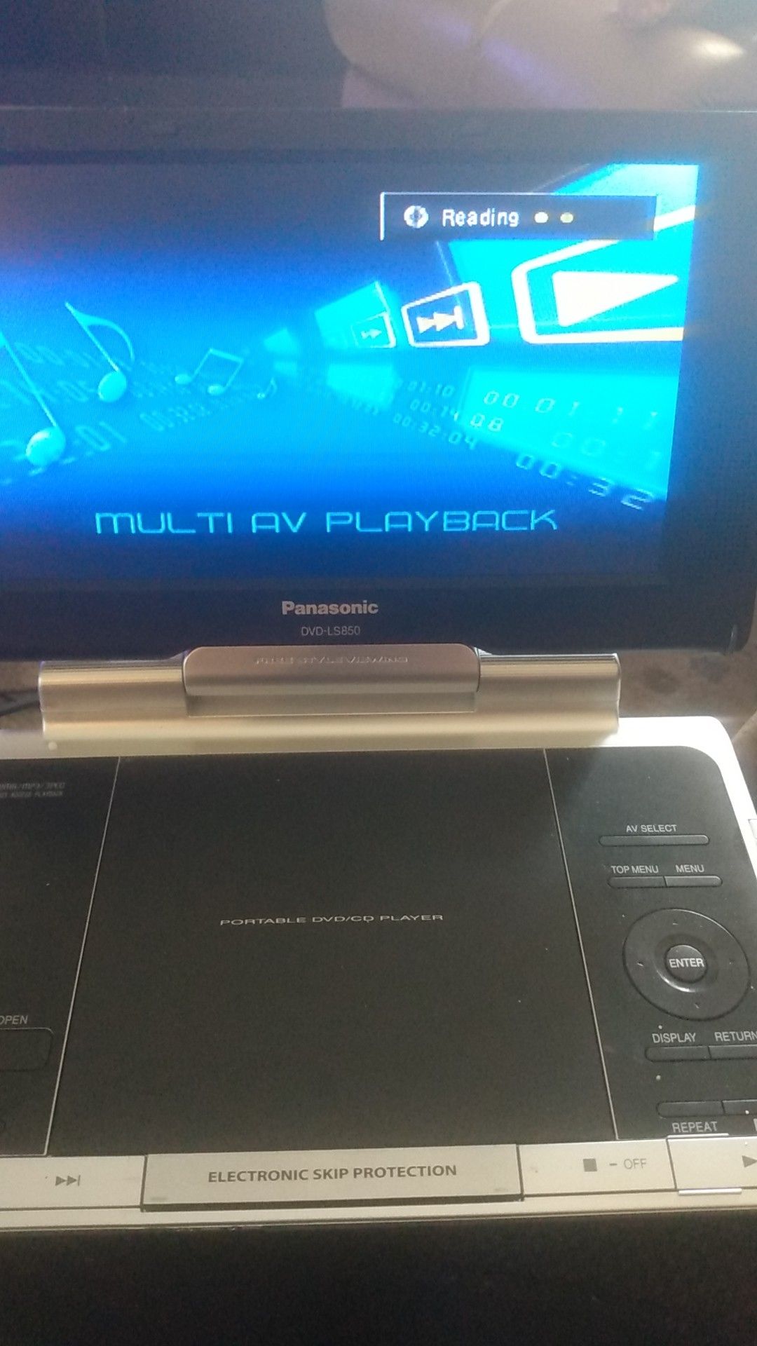 Portable dvd player