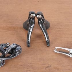 Shimano Ultegra 6800/R8000 Medium Cage GS 11 Speed Rim Brake Groupset 8000