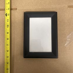 picture frames.  see photos