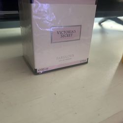 Victoria secret perfume 