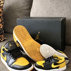 Nike Air Jordan 1 Low Shoe Set