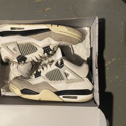 Jordan 4 Military Black Size 9.5 