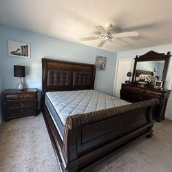 King Hardwood Bedroom Set
