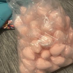 94 Beauty Blenders .