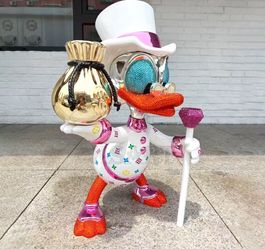 Donald Duck art sculpture statue furniture decor iPhoneHalloween