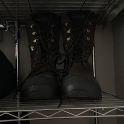 Like New Snow Boots 