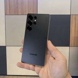 Samsung Galaxy S25 Ultra – Latest Model, 256GB Brand New & Unlocked!