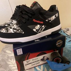 Reebok Heelys Size 7 New 