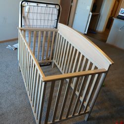 Baby Crib 