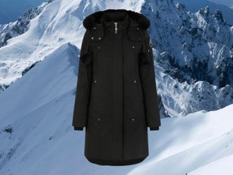 Moose Knuckles Women's Stirling Parka