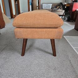 Ottoman/Bench