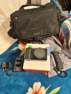 Sony ZV-E10 Bundle