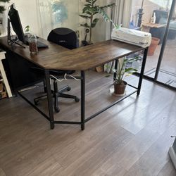 L-Shape Corner Desk