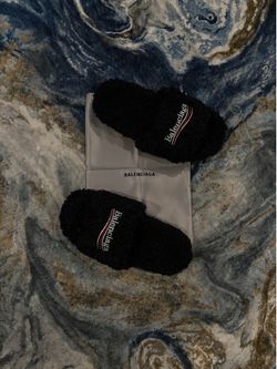 Black Balenciaga slide NEWW!