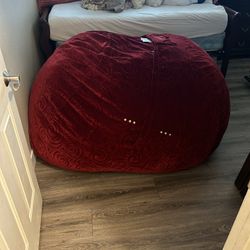 XL Love sac (giant Bean Bag) W/ New Cover 