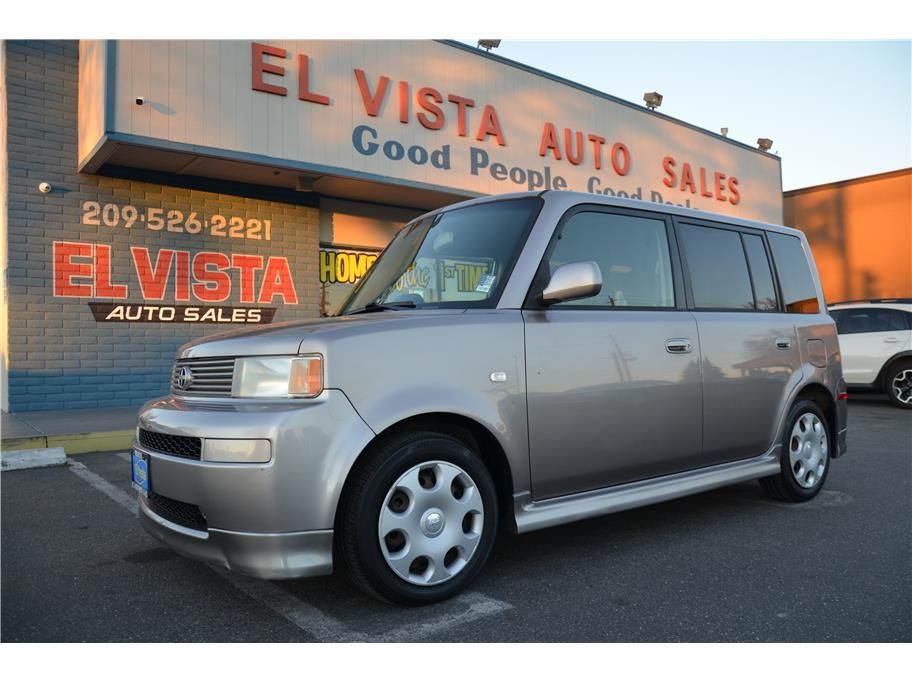 2005 Scion xB