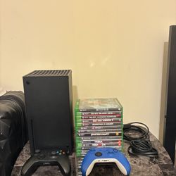 Xbox Series X, 2 Controllers,15 Games,1TB Of Space