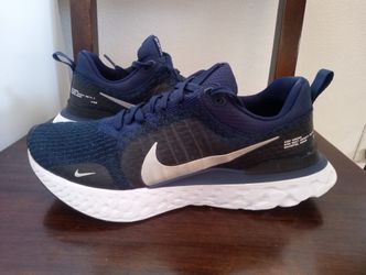 Size 11 Men's $35