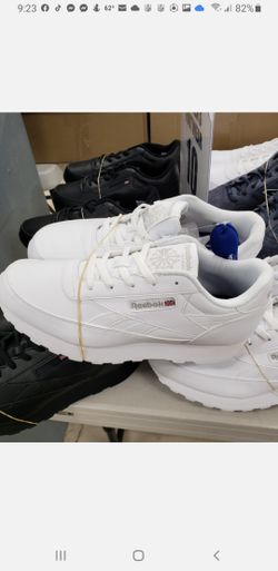 Reebok classic white or black